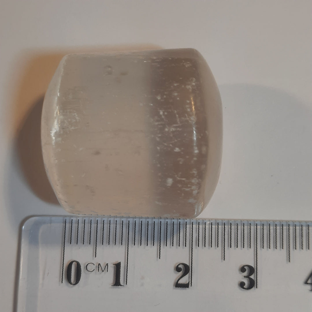 Selenite Tumbler Stone SLN1