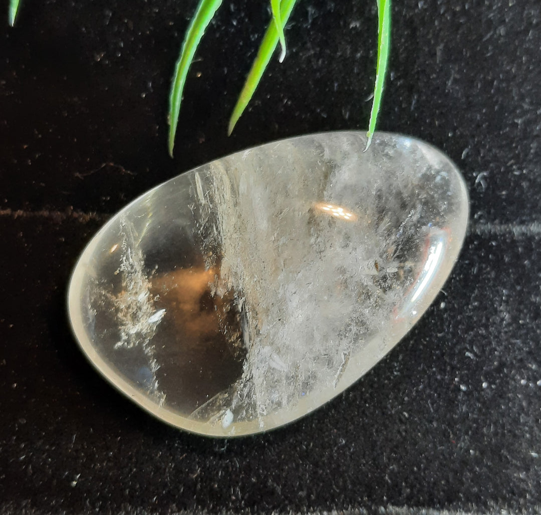 Clear Quartz Tumbler Stone CQT2